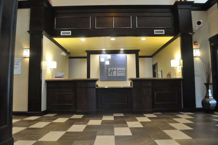 Hotel 7 of 36