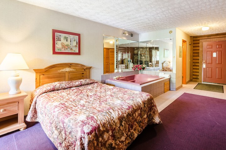Highland Hills Motel and Cabins – a Master Hosts Resort