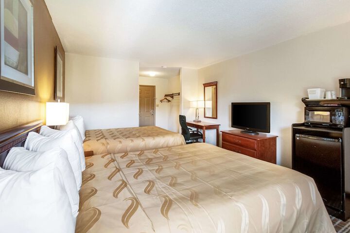 Room 20 of 35