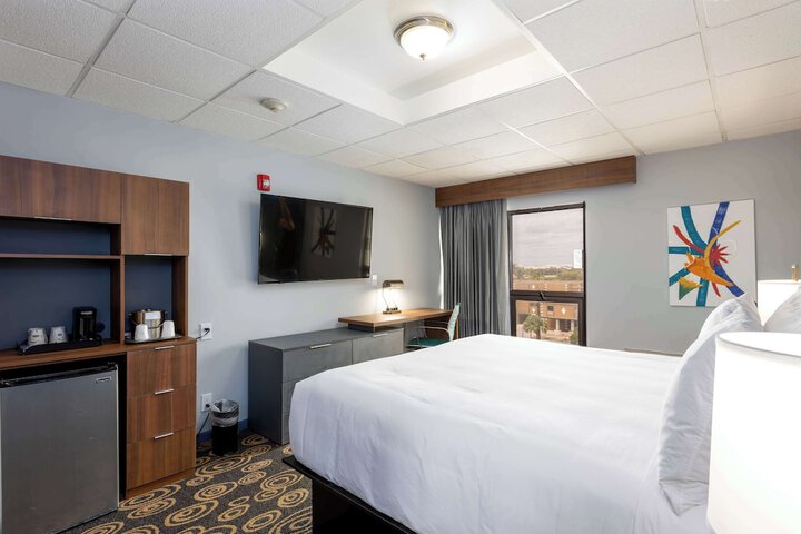 Room 29 of 49