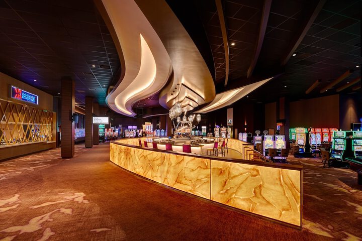 Angel of The Winds Casino Resort
