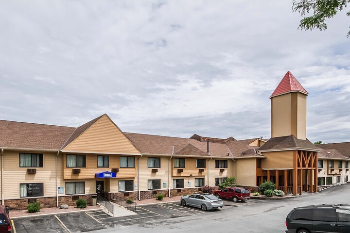 Hotel 4 of 43
