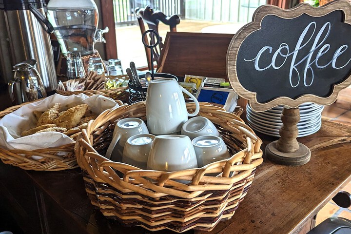 Breakfast/Coffee Service 68 of 87