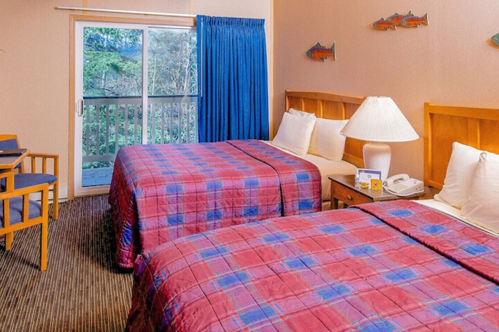 Denali Bluffs Hotel