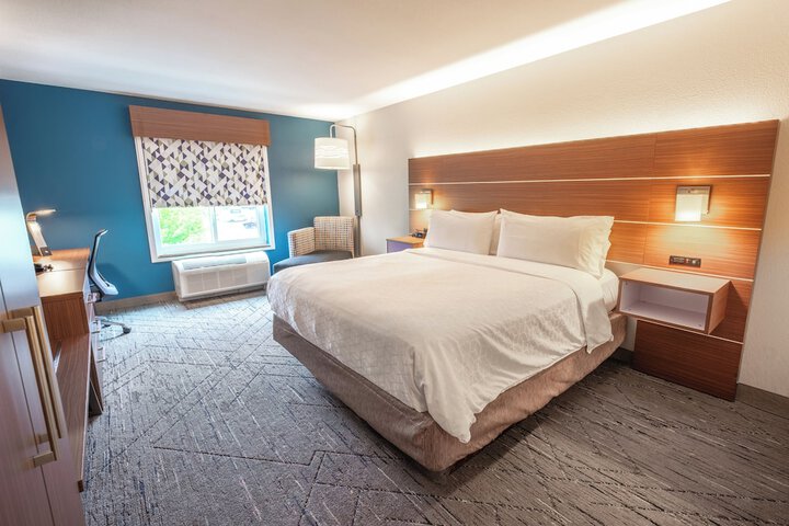 Holiday Inn Express Hotel & Suites a Lake Zurich-Barrington by IHG