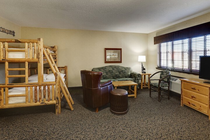 Room 34 of 44