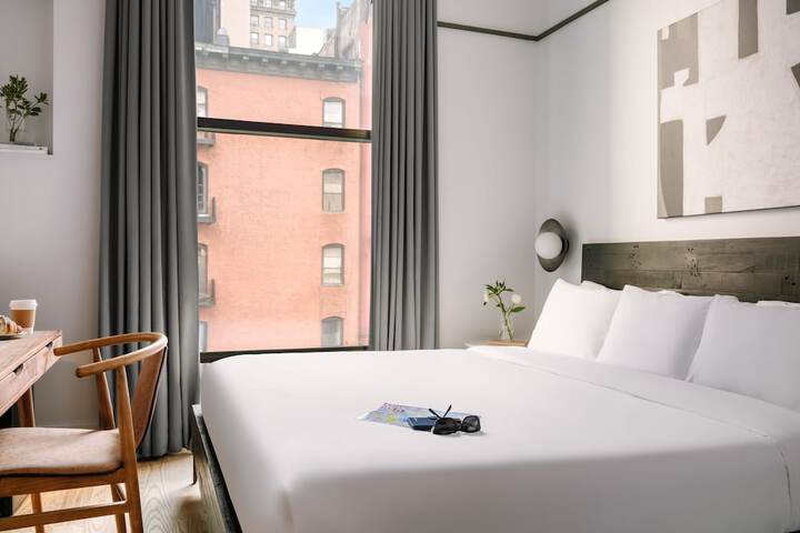 Room 41 of 53