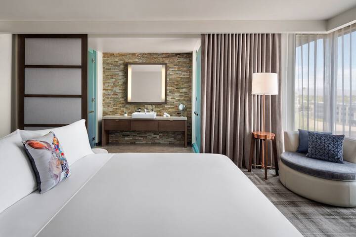 Room 62 of 150
