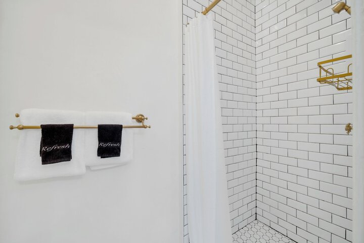Room 85 of 188