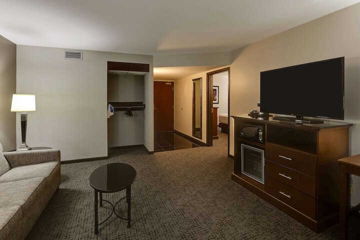 Room 23 of 41