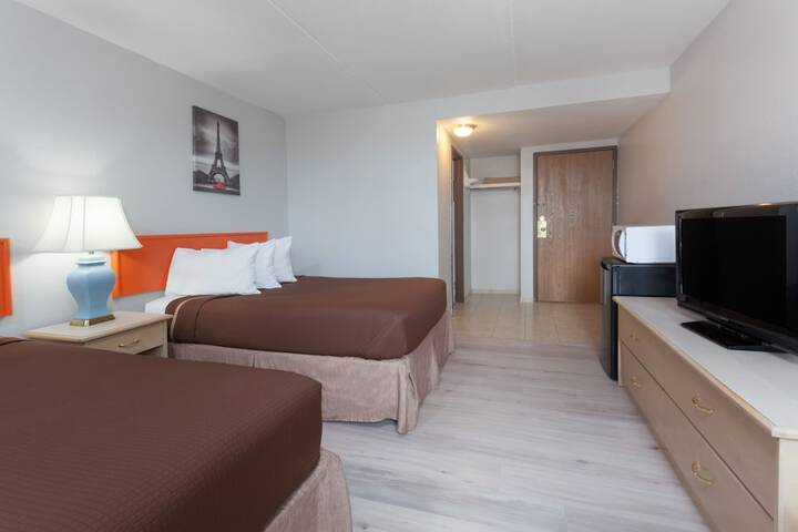 Room 15 of 21
