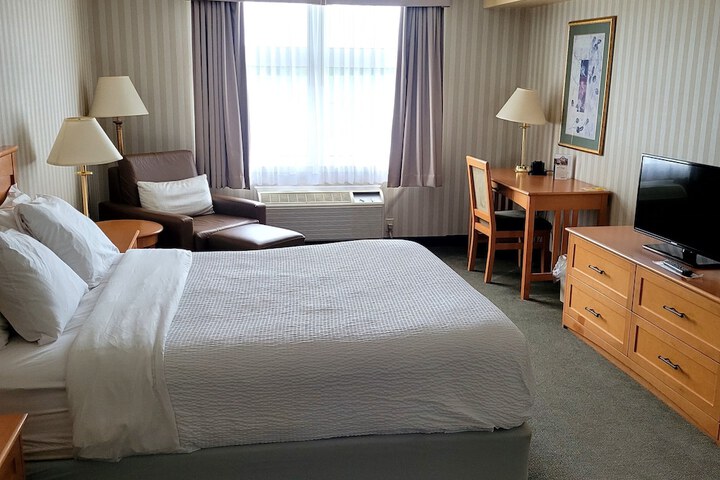 Room 19 of 28
