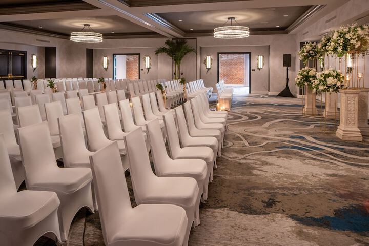 Ballroom/Hall 79 of 86