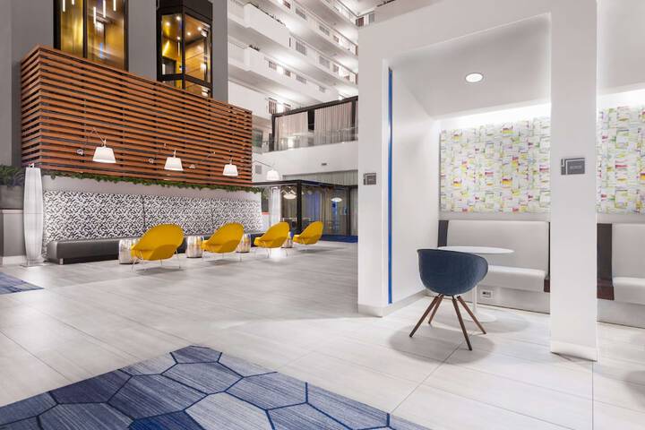 Hotel Interior 14 of 61