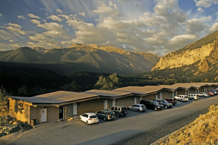 Hotel 3 of 63