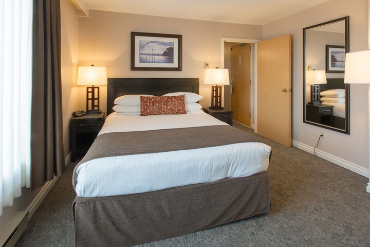 Room 13 of 53