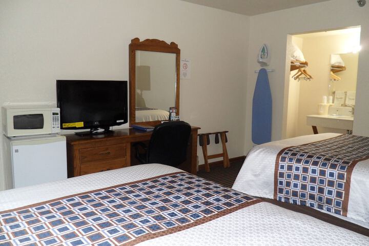 Room 19 of 37