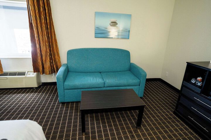 Room 64 of 142