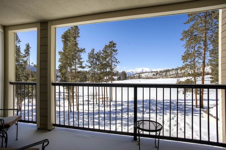 Evergreen Condominiums by Vail Resorts