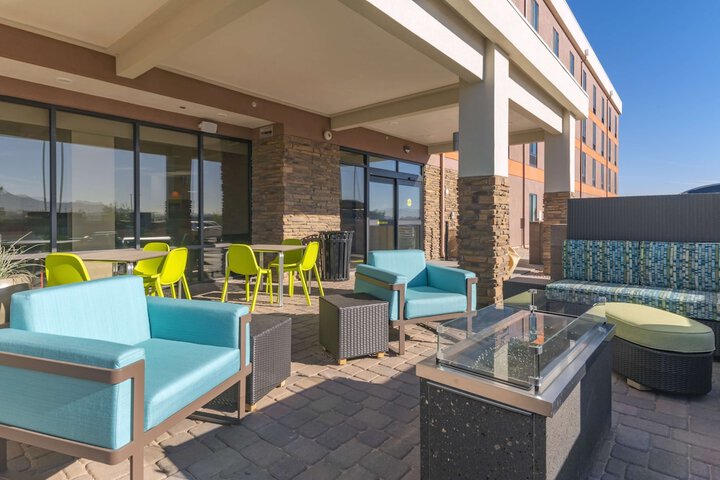 Terrace/Patio 34 of 37