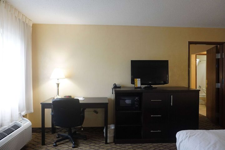 Baymont by Wyndham Bridgeport / Frankenmuth