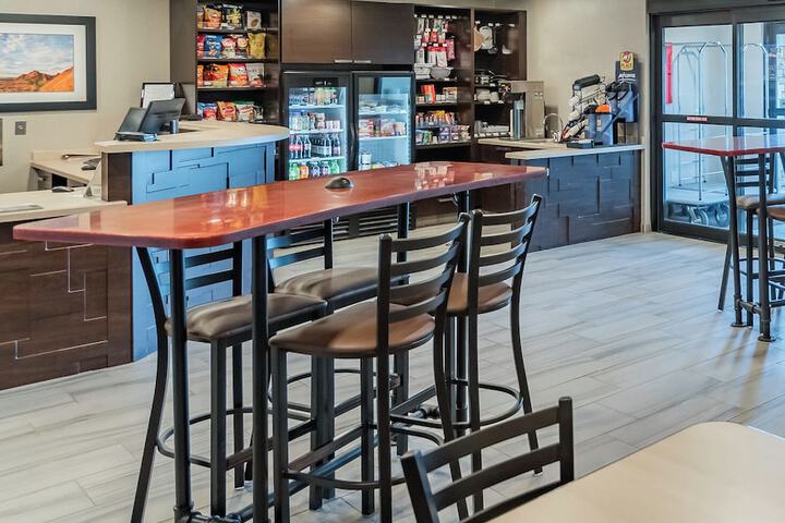 Hotel Interior 9 of 39