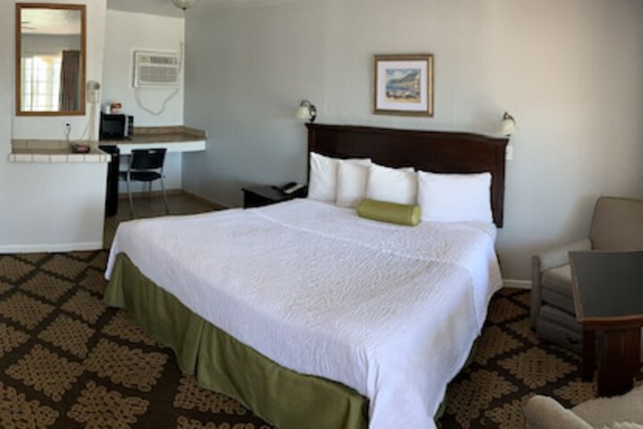 Room 21 of 29