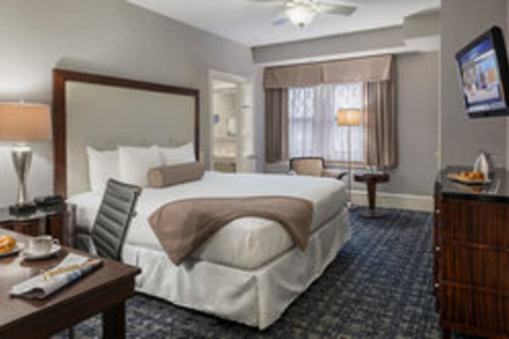 Room 41 of 48