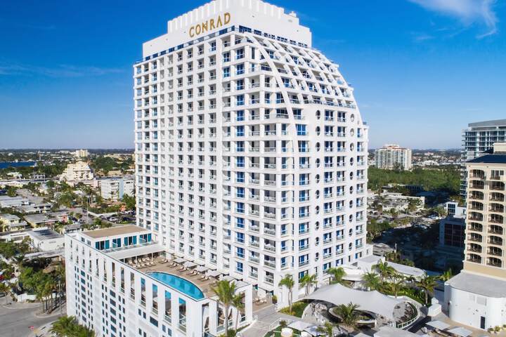 Hotel 2 of 132