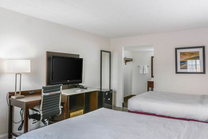 Room 25 of 32