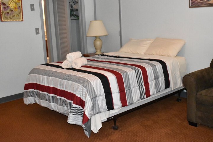 Room 22 of 118