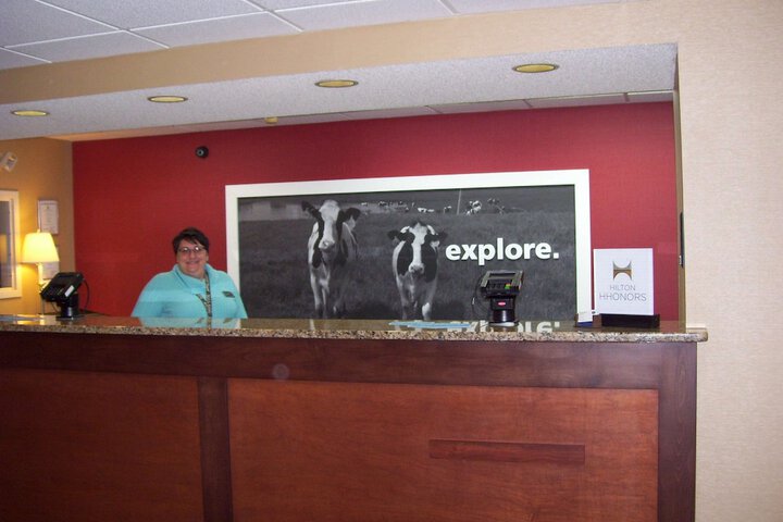 Hampton Inn Hillsville