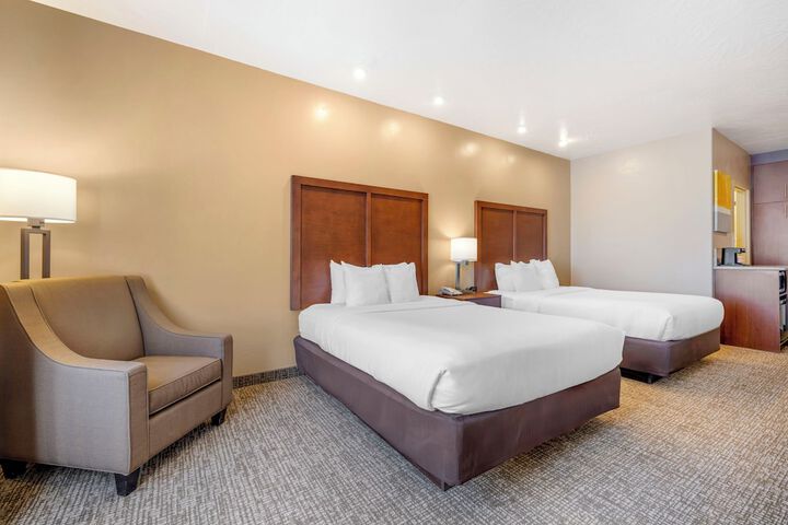 Room 5 of 17