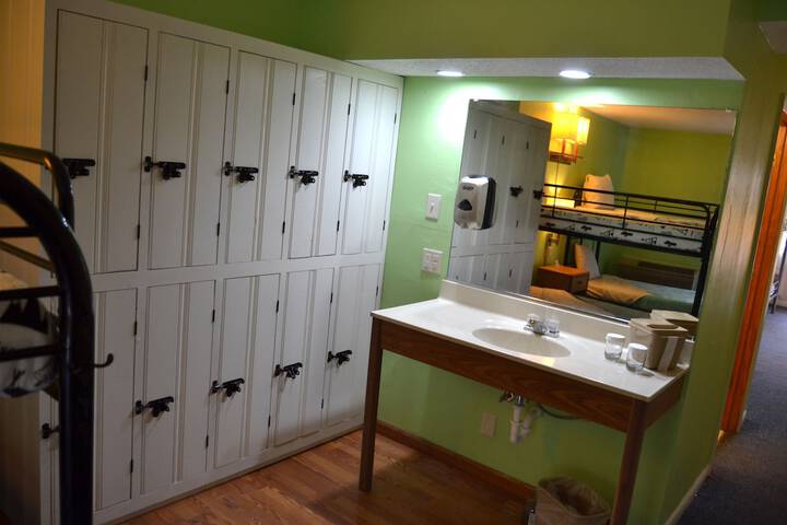 Room 57 of 130