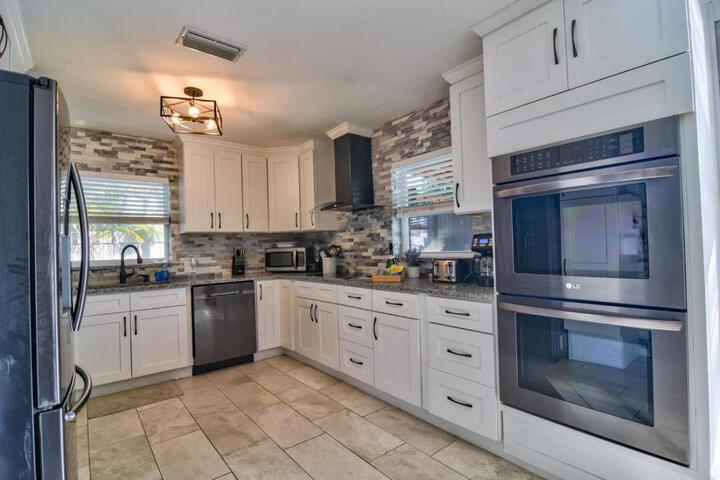 Coral Coastal Retreat