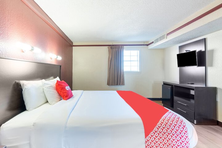 Room 14 of 35
