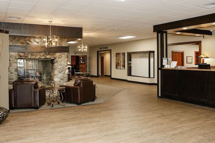 Hotel Interior 7 of 36