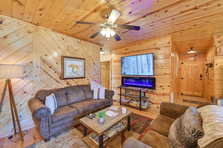 Secluded Retreat: Bbq Lawn Games, & Fire Pit!