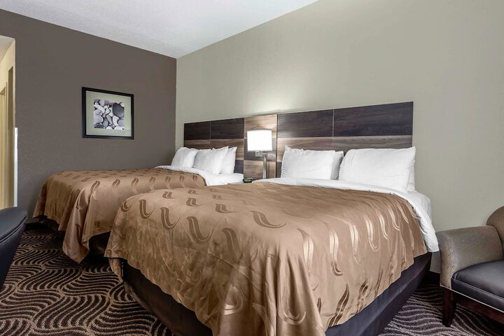 Room 20 of 32