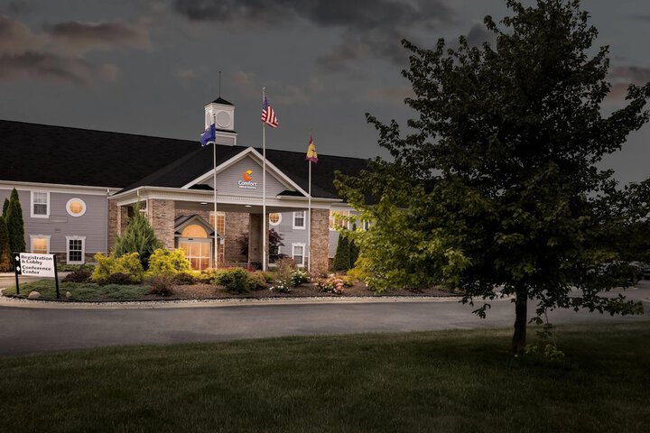 Comfort Inn & Suites and Conference Center