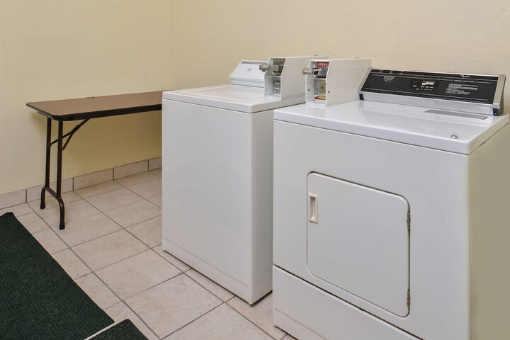 Room 16 of 23