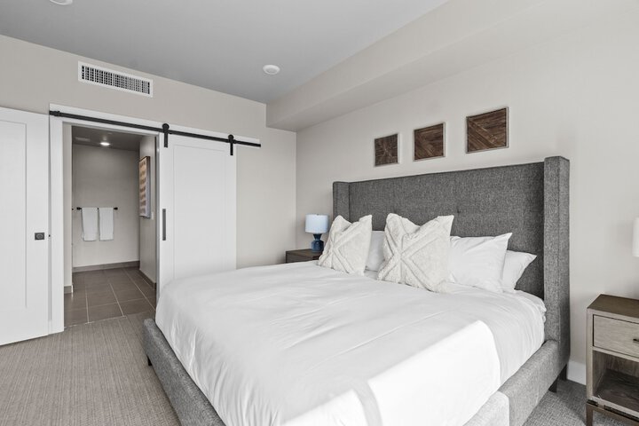 Room 40 of 123