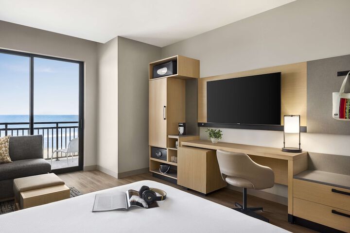 Room 40 of 89