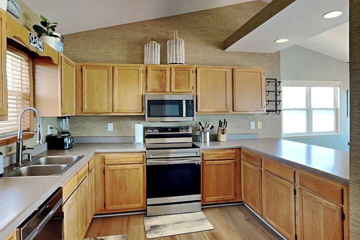 Paradise Palms by Topsail Realty