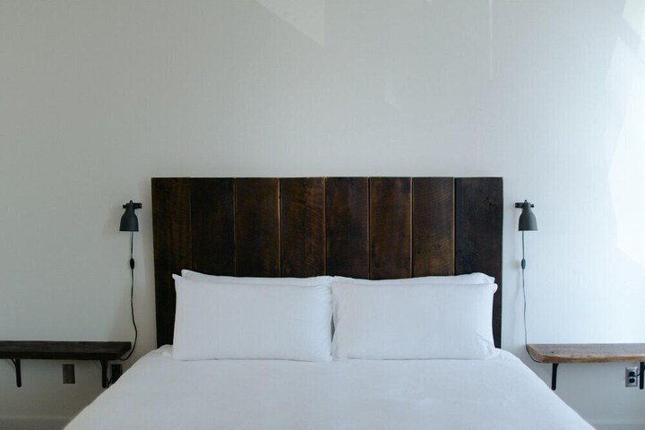 Room 19 of 92