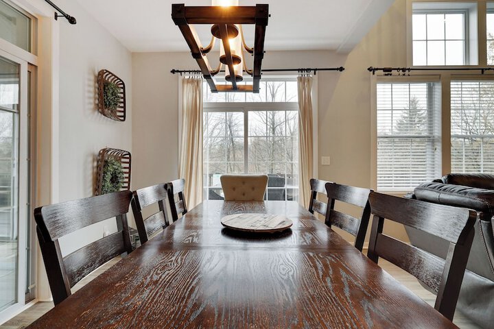 The Nest at Pinecrest by Avantstay Spacious Deck Game Room, Fire Pit