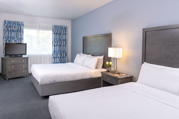 Beachfront Inn and Suites at Dana Point