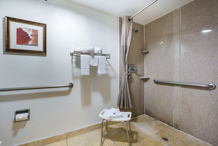 Room 17 of 21