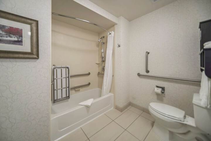 Hampton Inn & Suites Tulsa / Catoosa