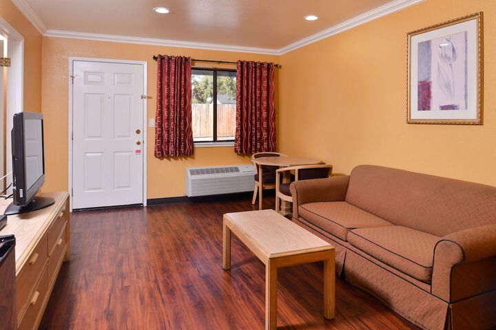 Room 22 of 31